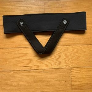 Belly Bandit: maternity belt and v sling pelvic support
